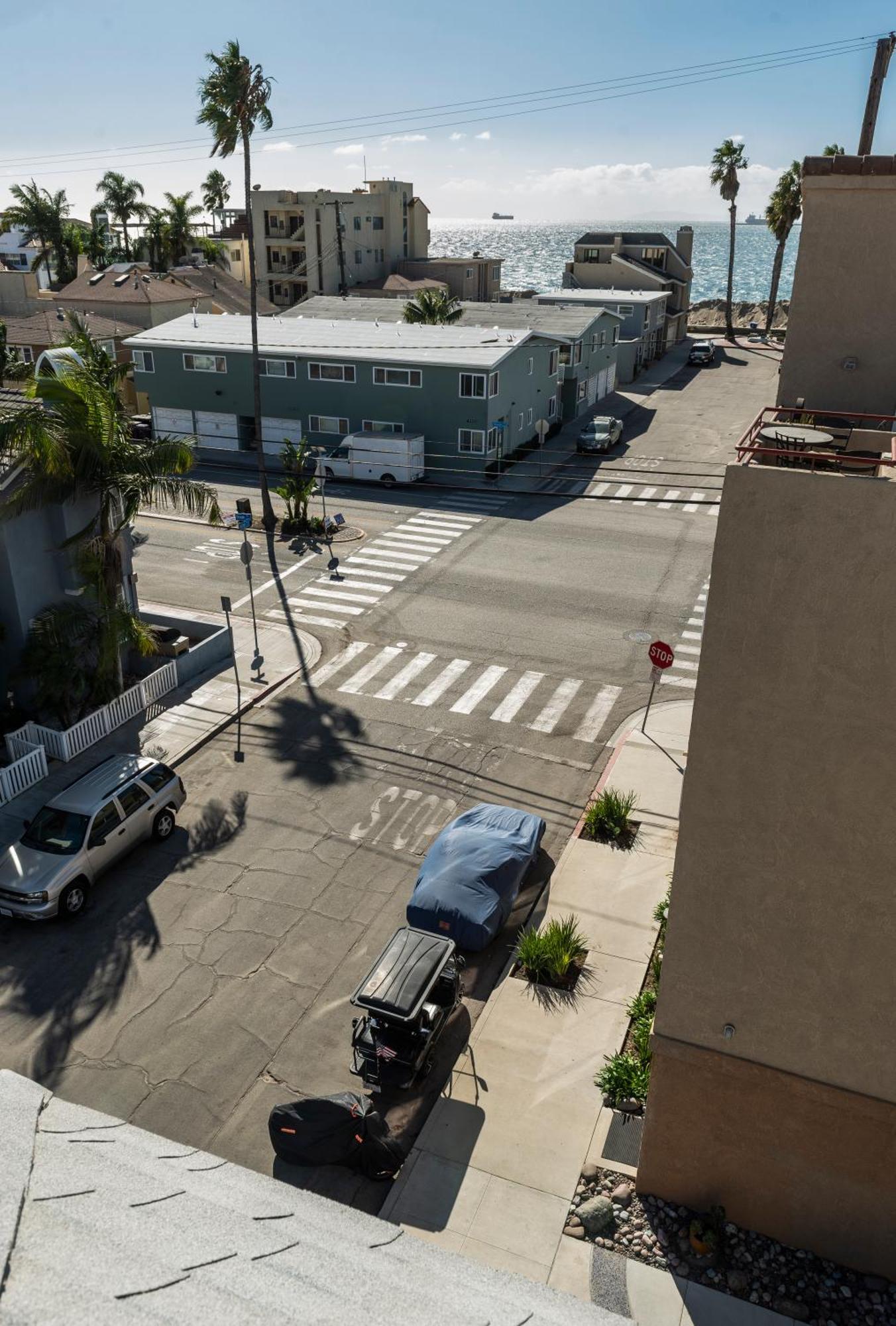 50 M To Sand Lgb 2 King Suites Long Beach Exterior photo
